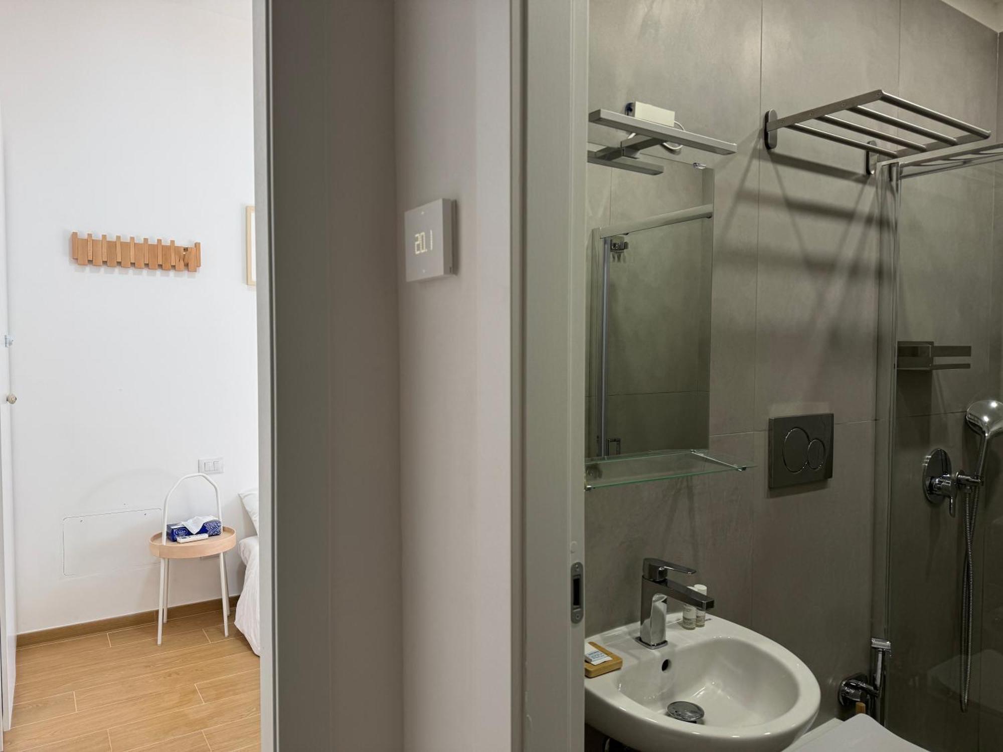 Flat 7 Rome Guesthouse Екстер'єр фото